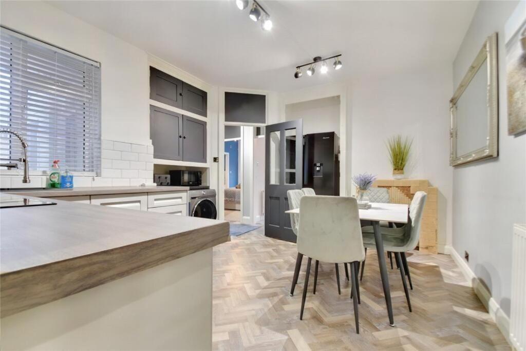 Kingsdown Apartment Great Malvern Eksteriør billede